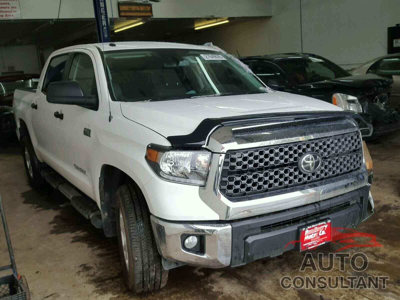 TOYOTA TUNDRA 2018 - 5TFDW5F16JX687376