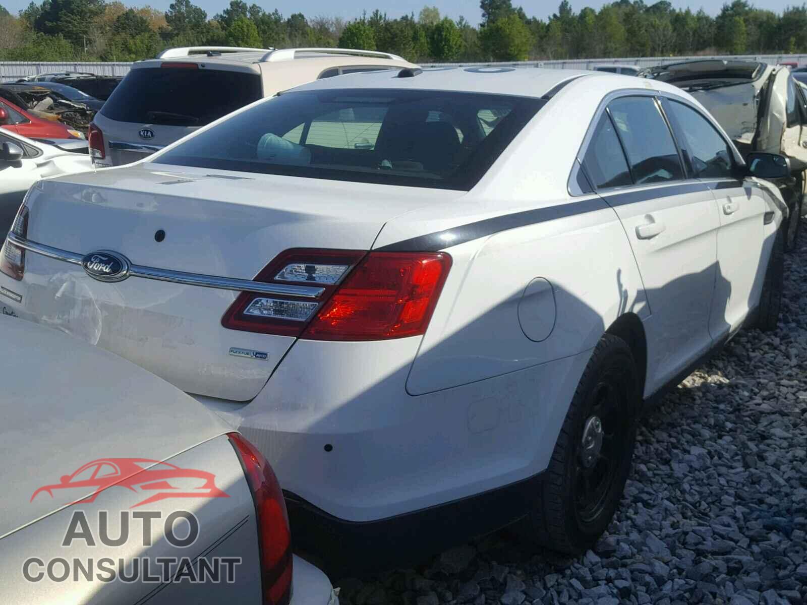 FORD TAURUS 2015 - 1FAHP2MK5FG142386