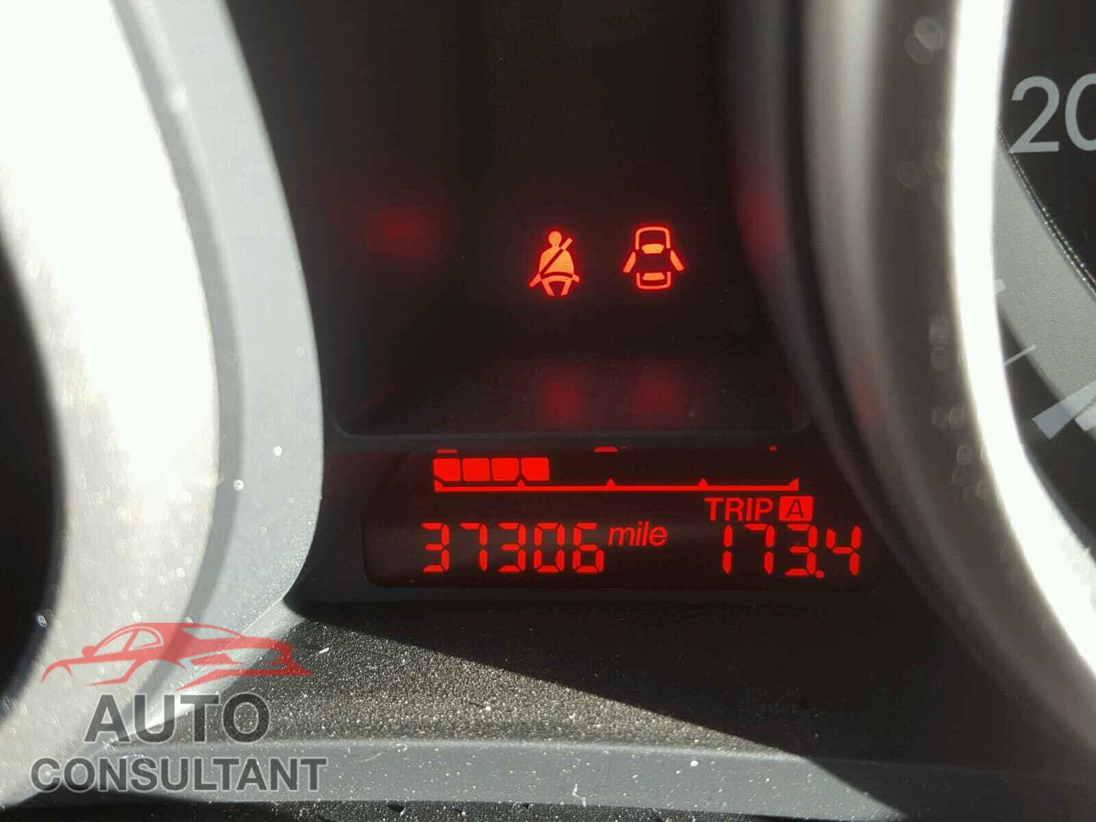 MAZDA 5 2015 - JM1CW2BL8F0189326