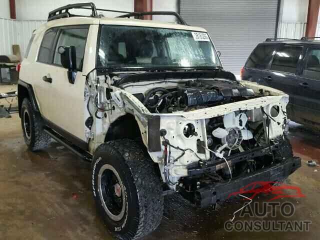 TOYOTA FJ CRUISER 2010 - JTEBU4BF3AK078277