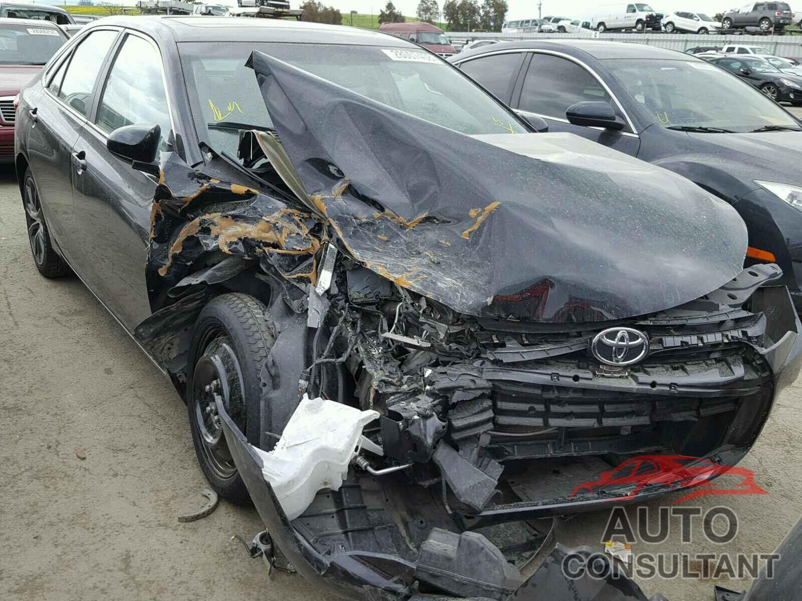 TOYOTA CAMRY 2015 - 4T1BK1FK8FU560511