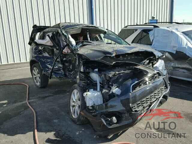 MITSUBISHI OUTLANDER 2015 - 4A4AP3AU5FE028996