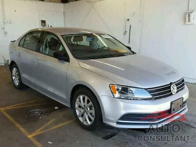 VOLKSWAGEN JETTA 2015 - 3VWD17AJ9FM299702