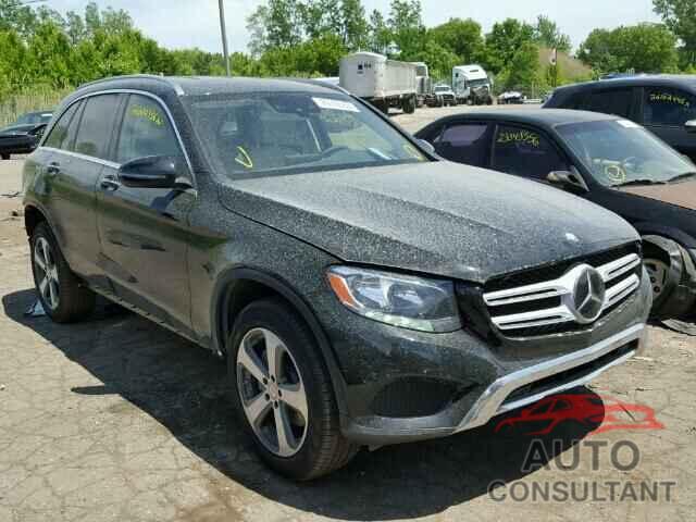 MERCEDES-BENZ GLC300 2016 - WDC0G4KB3GF074256