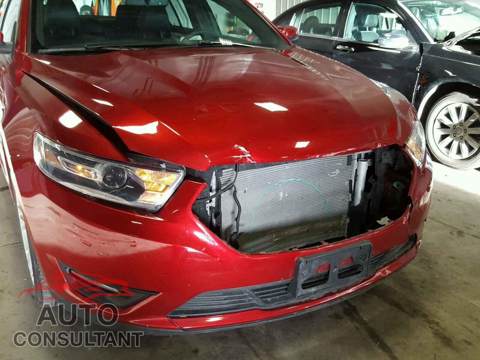 FORD TAURUS 2015 - 1FAHP2E85FG177870