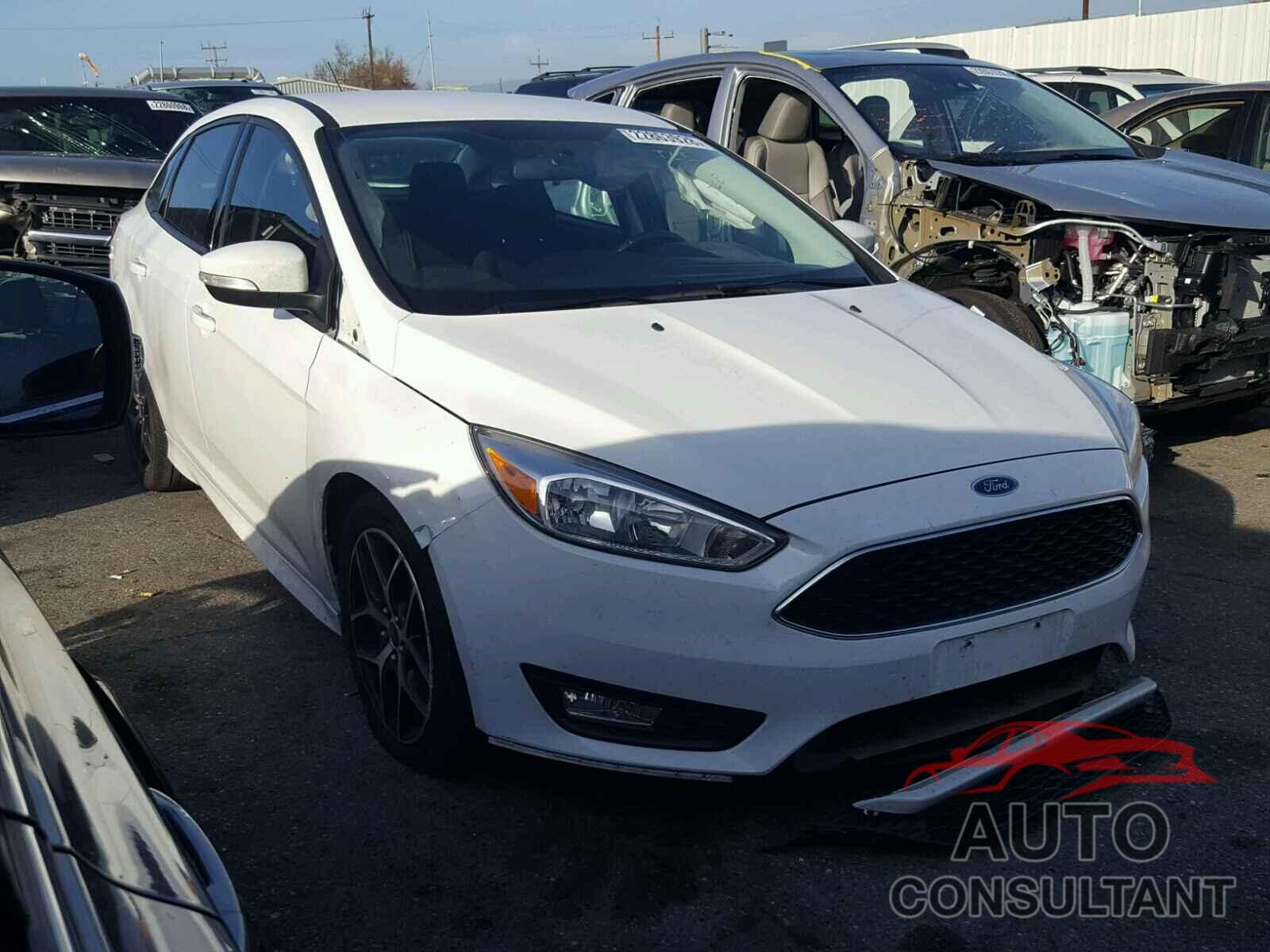 FORD FOCUS 2016 - 1FADP3F23GL203616