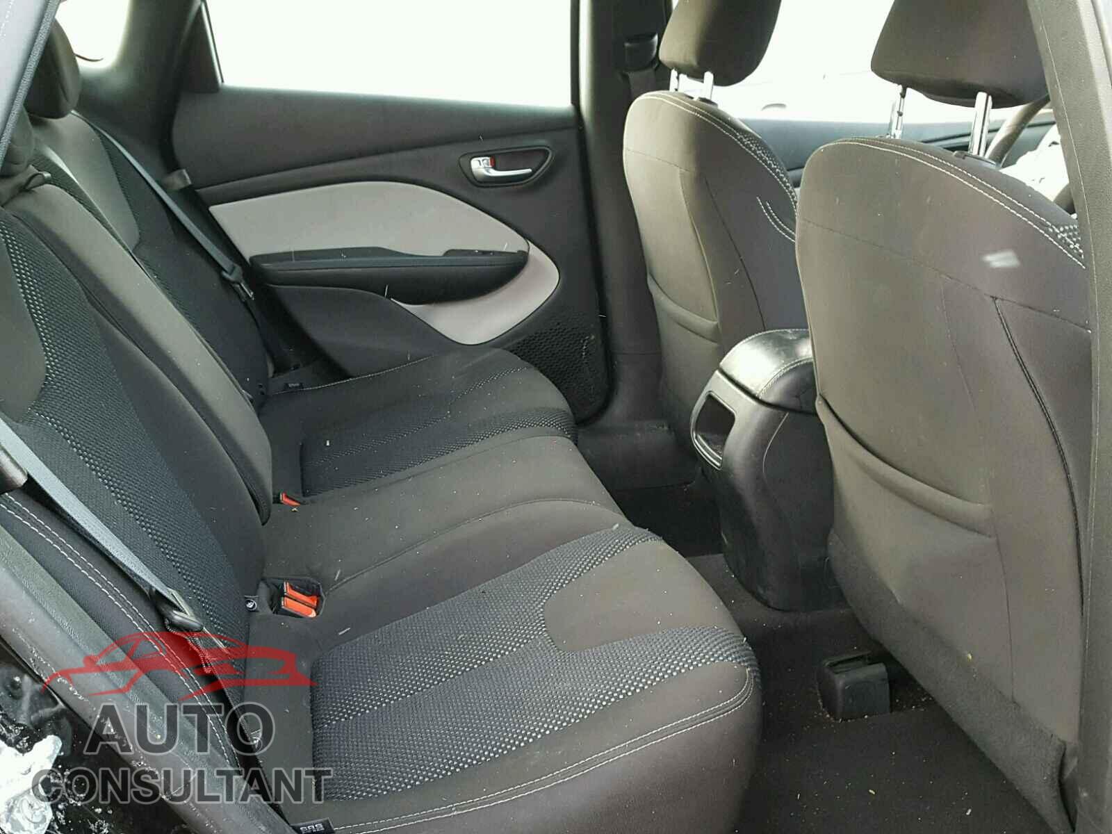 DODGE DART 2015 - 1C3CDFBB8FD320451