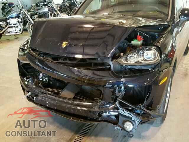 PORSCHE CAYENNE 2016 - WP1AA2A26GLA10570