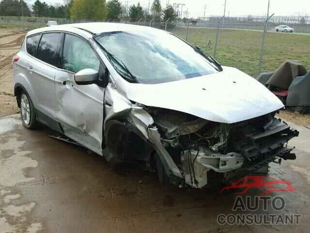 FORD ESCAPE 2015 - 1FMCU0G7XFUC60293