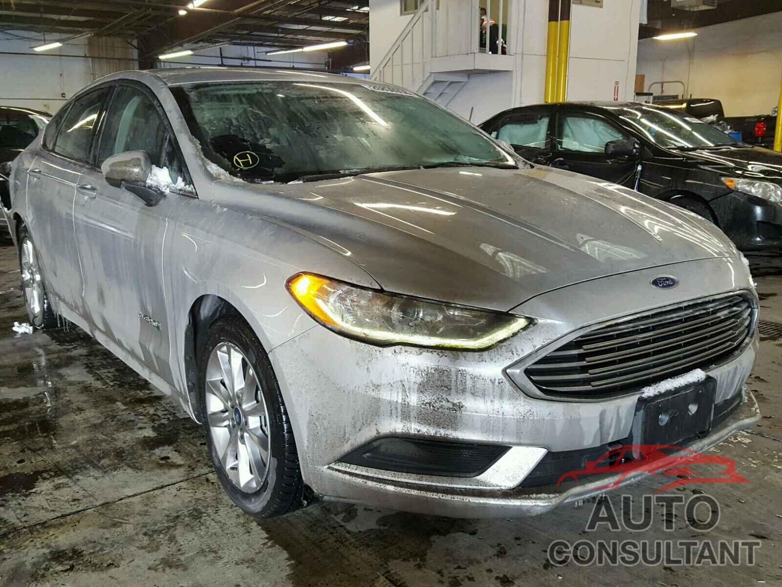 FORD FUSION 2017 - 3FA6P0LU5HR323871