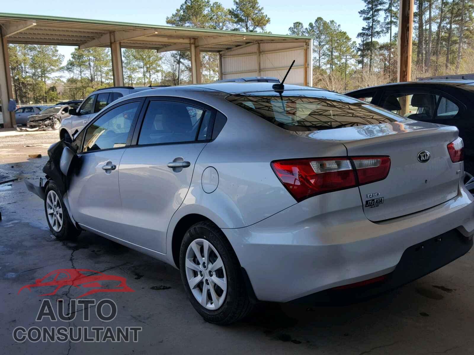KIA RIO 2017 - KNADM4A34H6012258