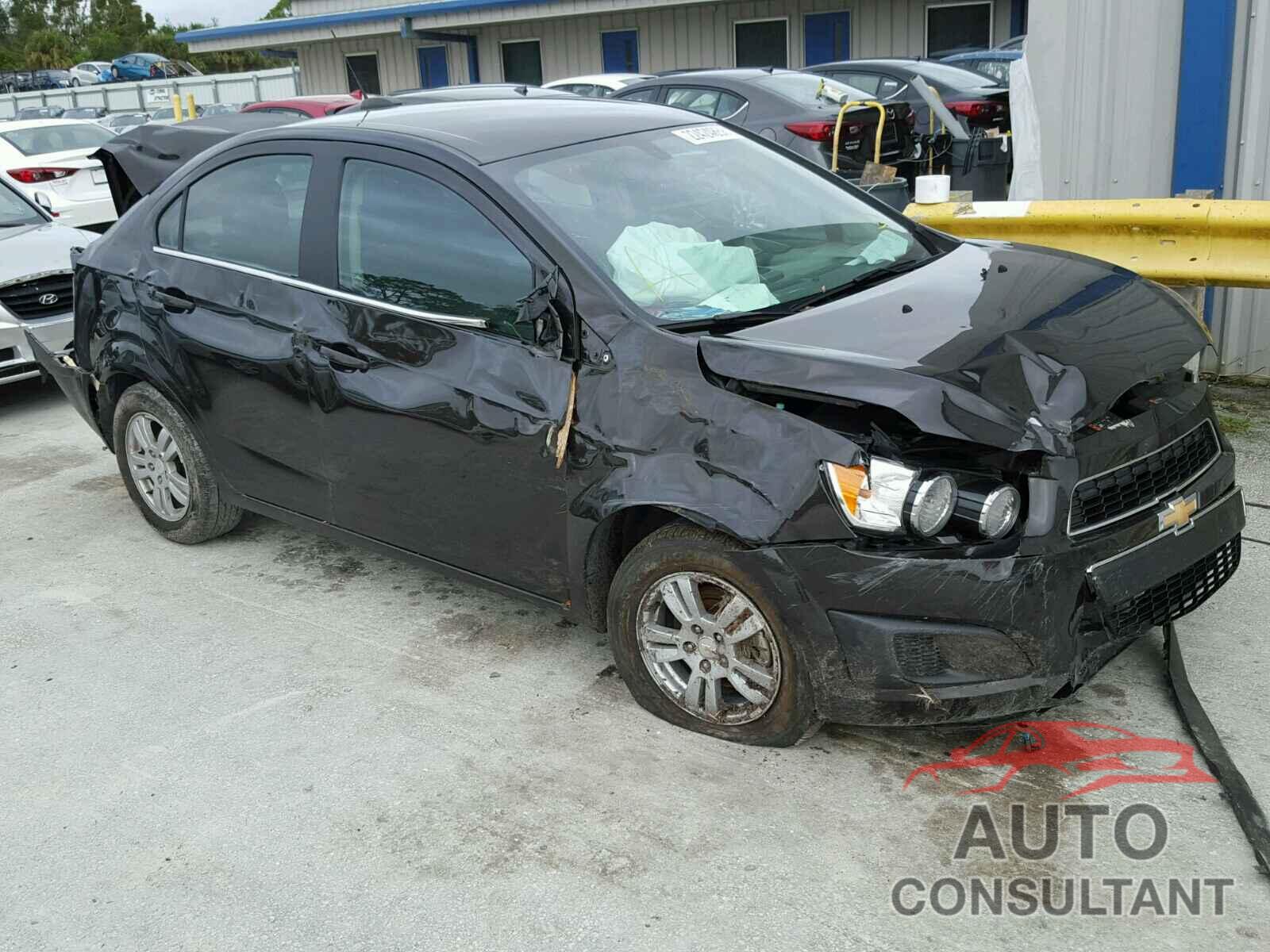 CHEVROLET SONIC 2016 - 1G1JC5SH6G4182892