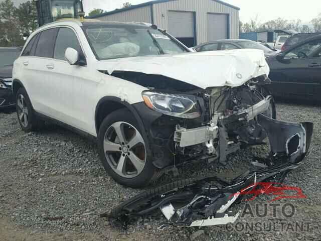 MERCEDES-BENZ GLC300 2016 - WDC0G4JB2GF056025