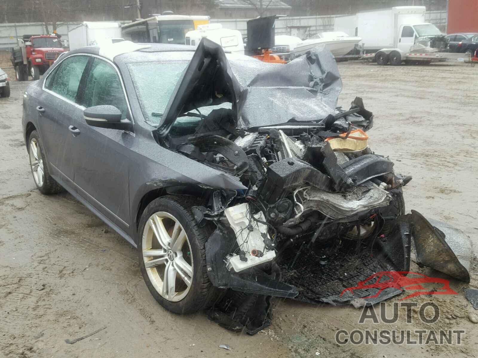 VOLKSWAGEN PASSAT 2015 - 1VWCV7A39FC011051