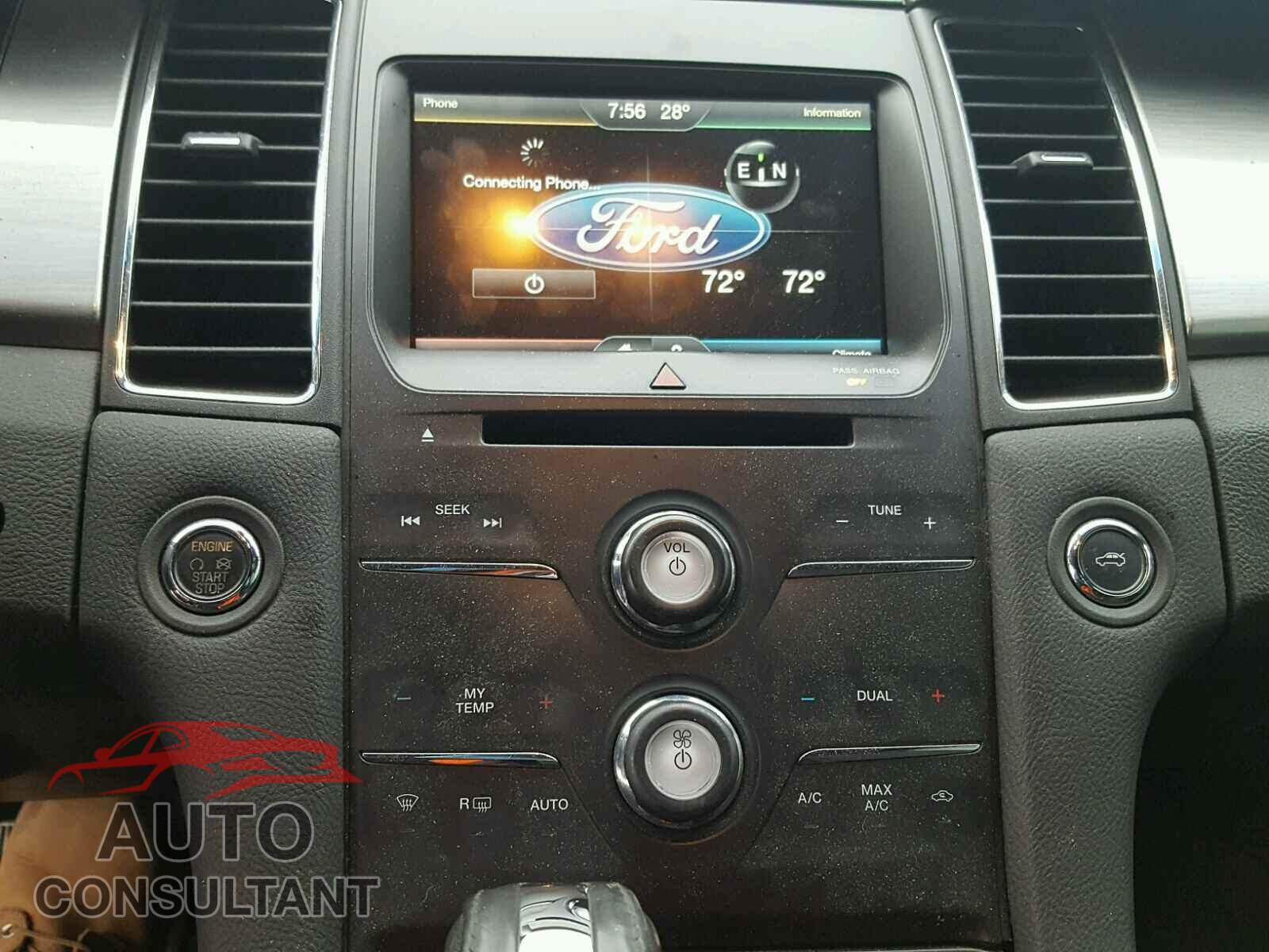FORD TAURUS 2015 - 1FAHP2E85FG125512