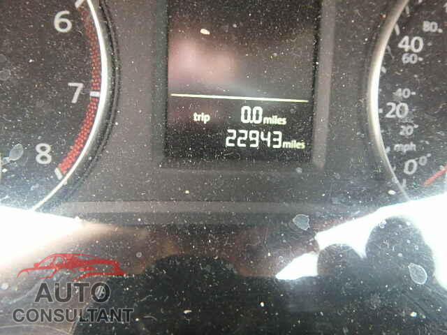 VOLKSWAGEN PASSAT 2015 - 1VWAT7A37FC018240