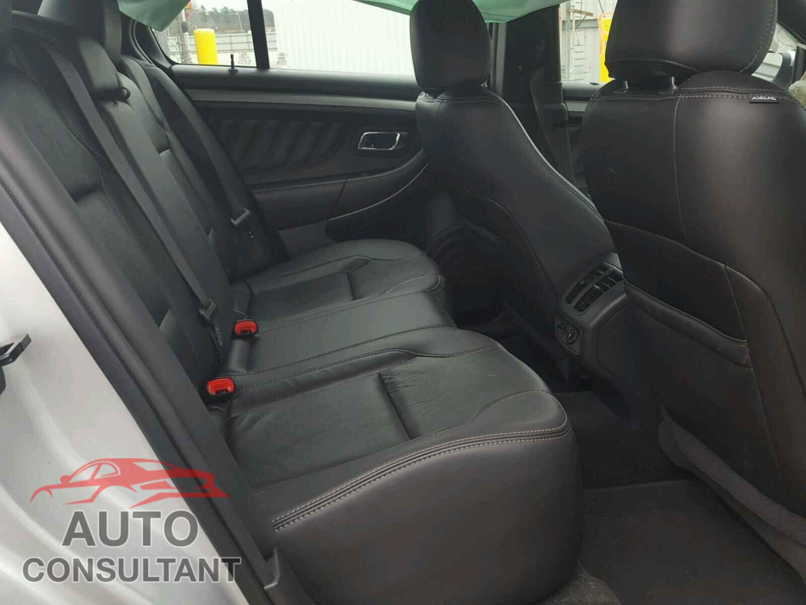 FORD TAURUS 2015 - 1FAHP2E87FG160861