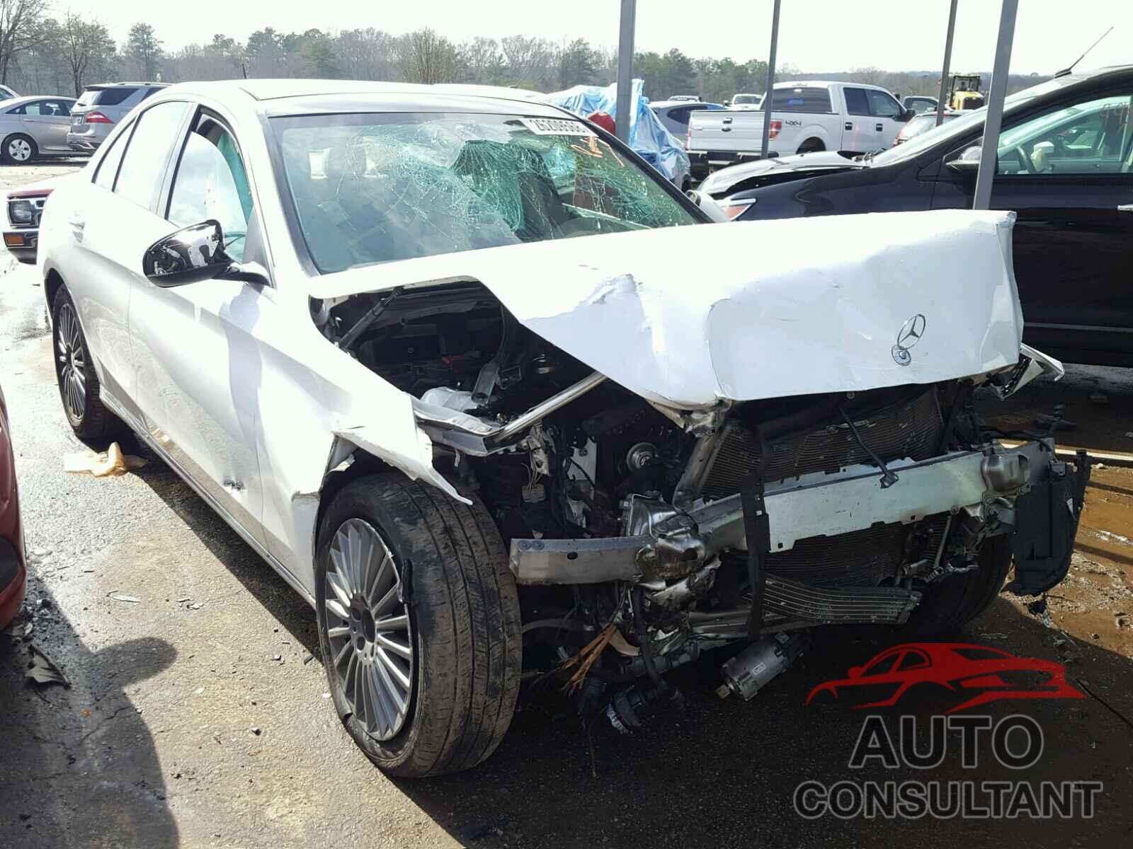 MERCEDES-BENZ C300 2015 - 55SWF4KB5FU014628