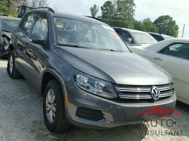 VOLKSWAGEN TIGUAN 2016 - WVGAV7AX3GW558177