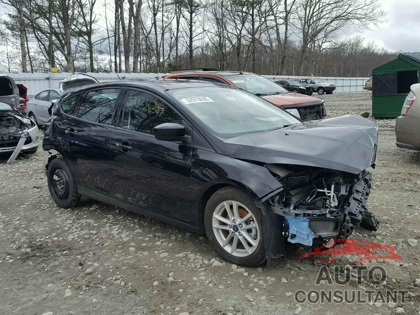 FORD FOCUS 2018 - 1FADP3K21JL250270