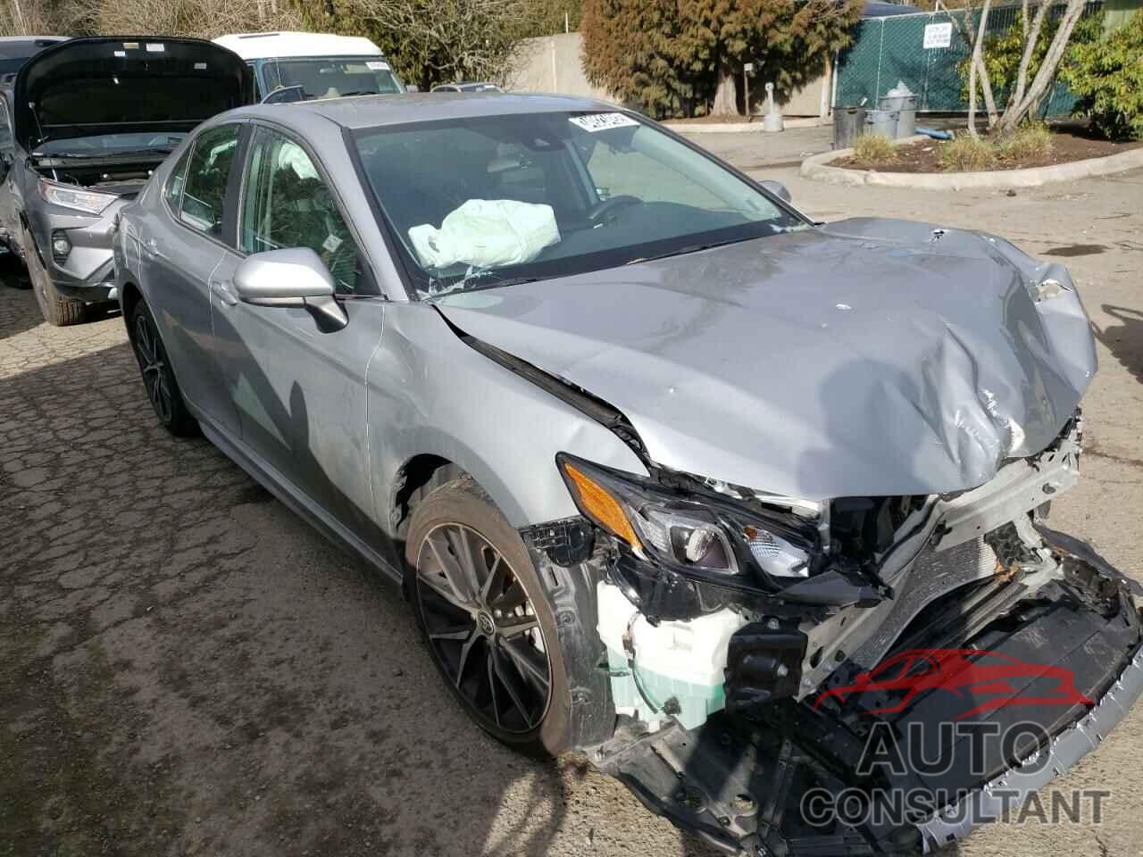 TOYOTA CAMRY 2021 - 4T1G11AK2MU424422