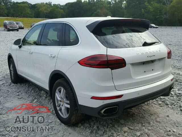 PORSCHE CAYENNE 2016 - WP1AA2A2XGLA11091