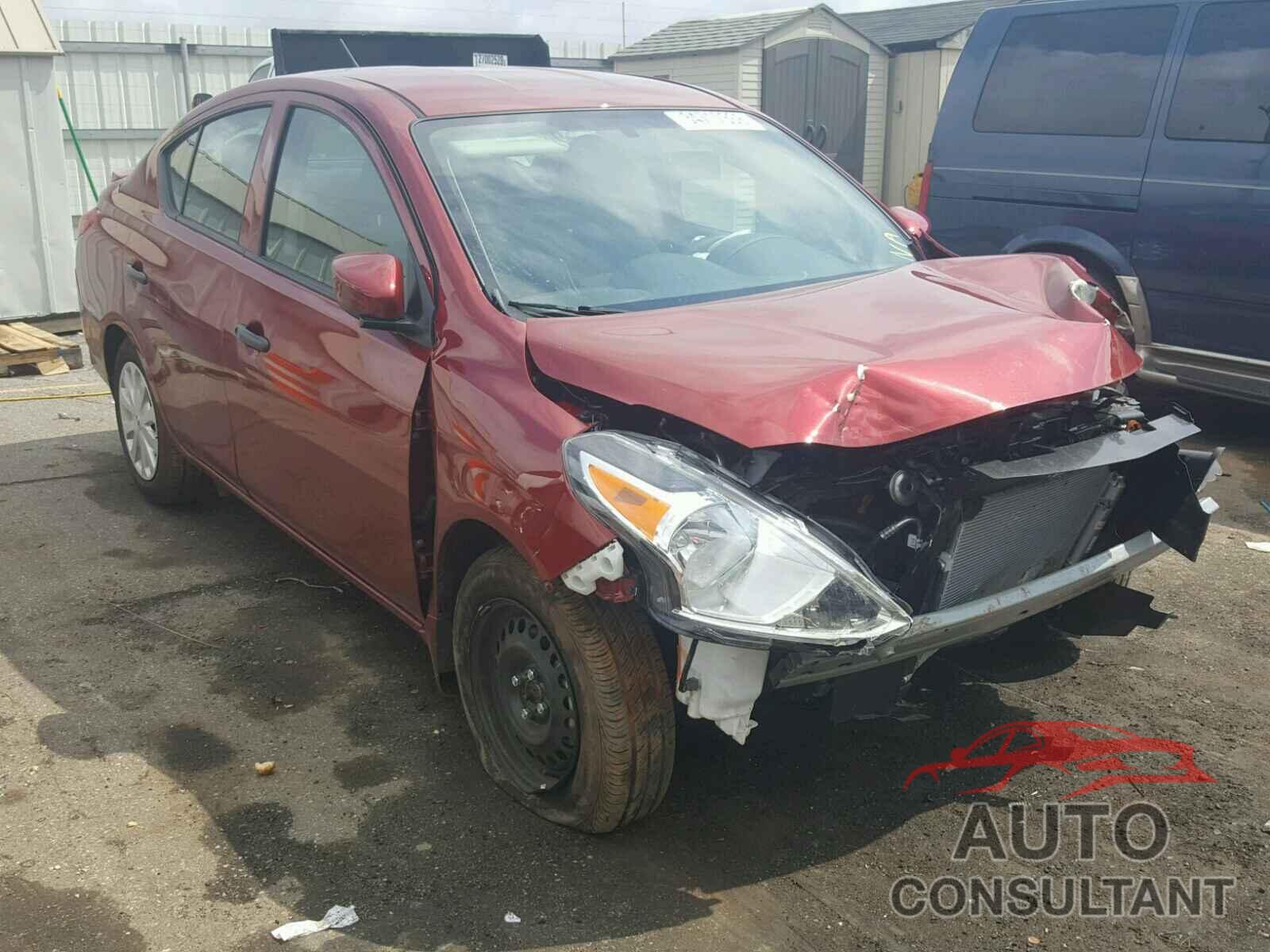 NISSAN VERSA 2018 - 3N1CN7AP9JL840675
