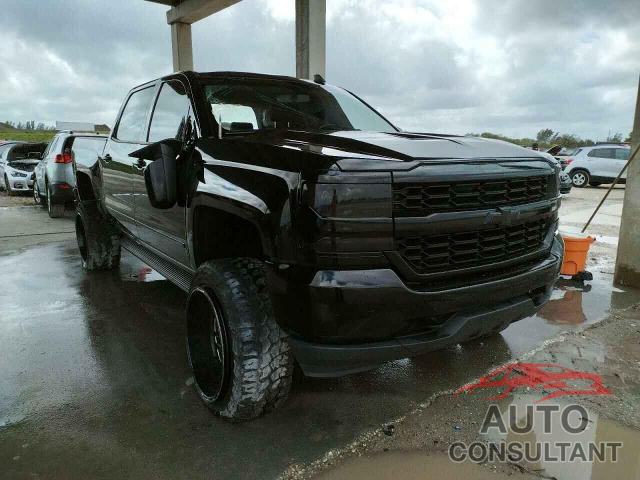 CHEVROLET SILVERADO 2018 - 3GCUKREC5JG265514