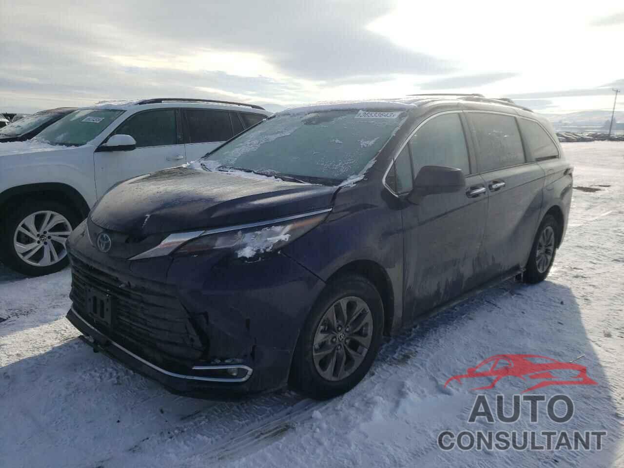 TOYOTA SIENNA 2022 - 5TDJRKEC5NS085267