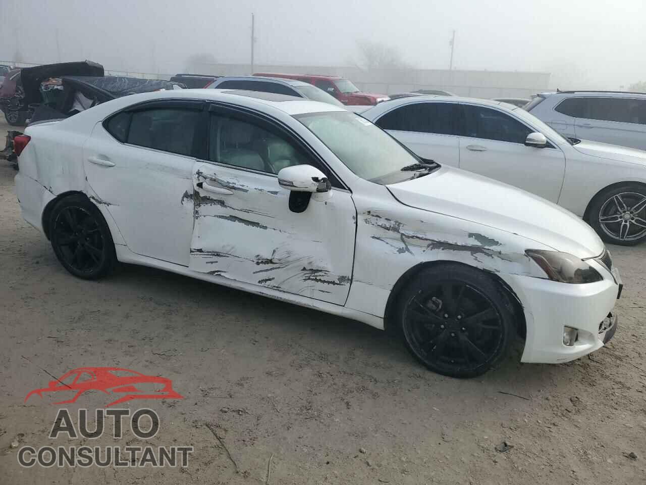 LEXUS IS 2010 - JTHBF5C22A5111945