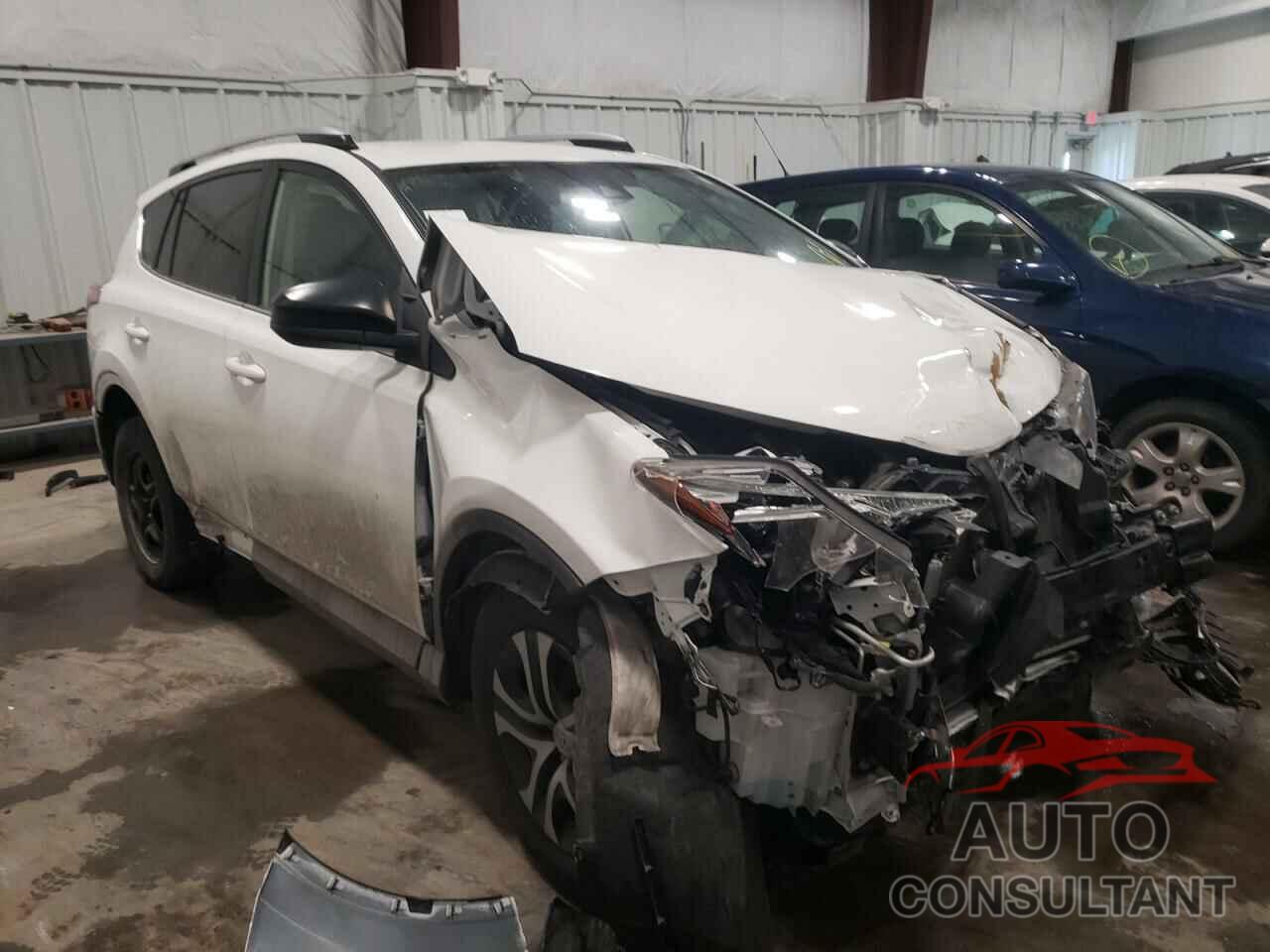 TOYOTA RAV4 2017 - JTMBFREVXHD198915