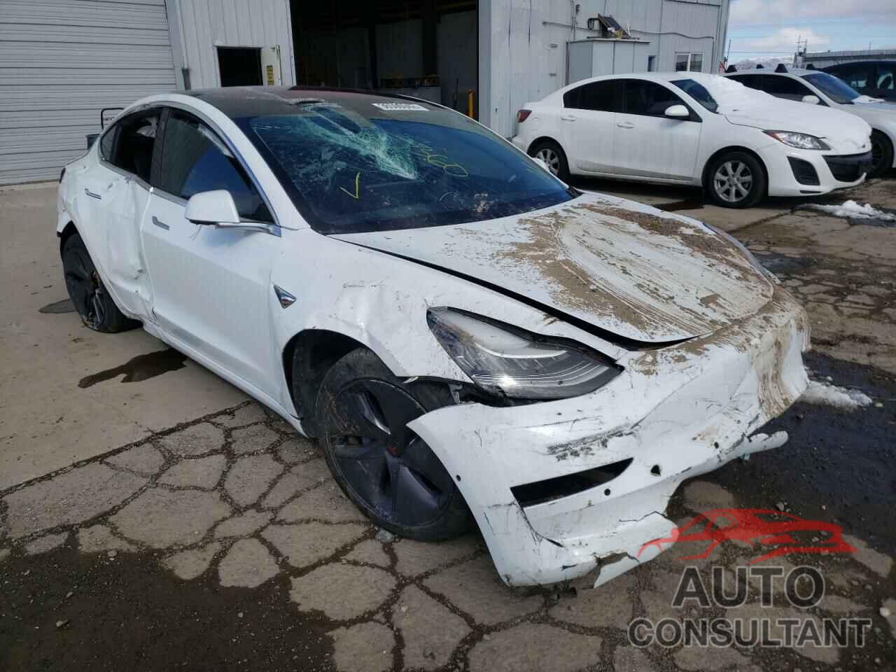 TESLA MODEL 3 2018 - 5YJ3E1EA9JF038819