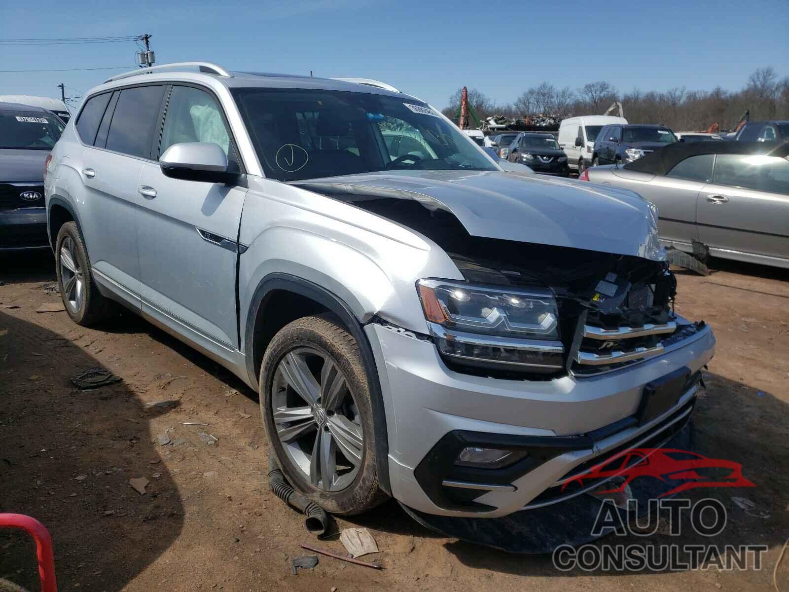 VOLKSWAGEN ATLAS 2018 - 1V2RR2CA2JC562168