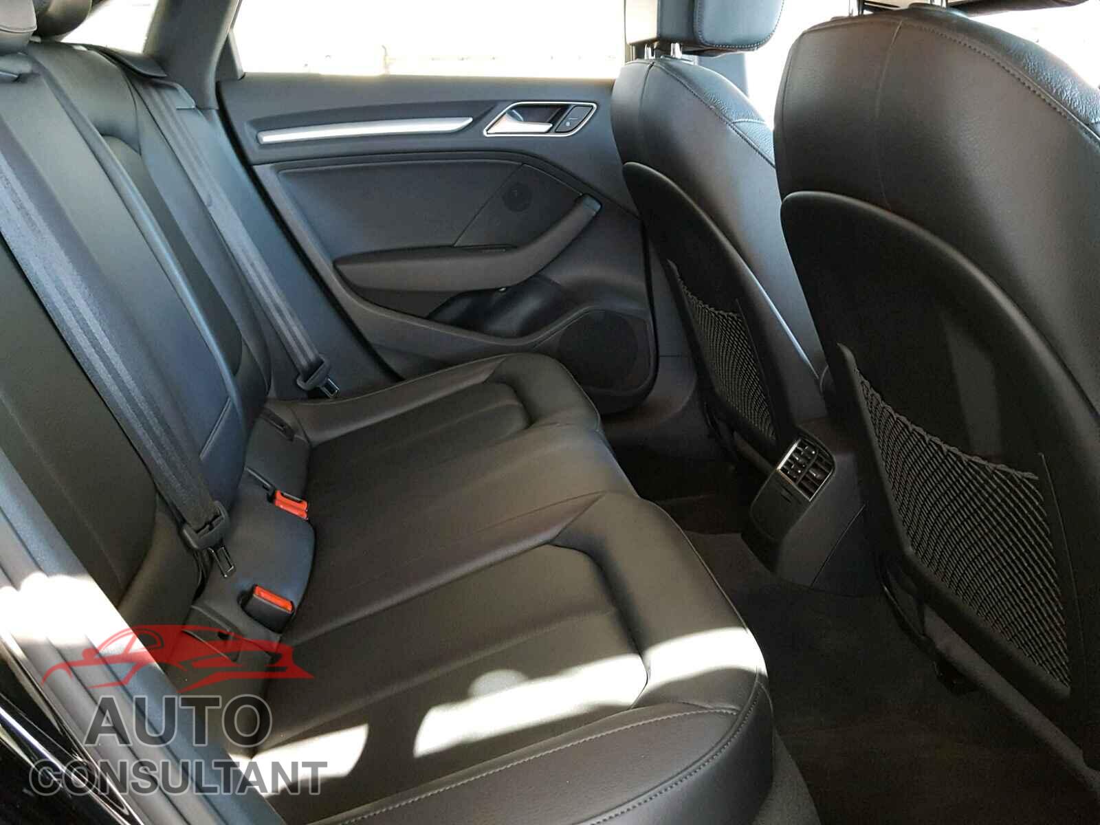 AUDI A3 2017 - WAUAUGFF3H1055512