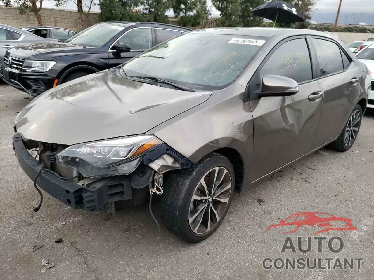 TOYOTA COROLLA 2018 - 5YFBURHE0JP796127