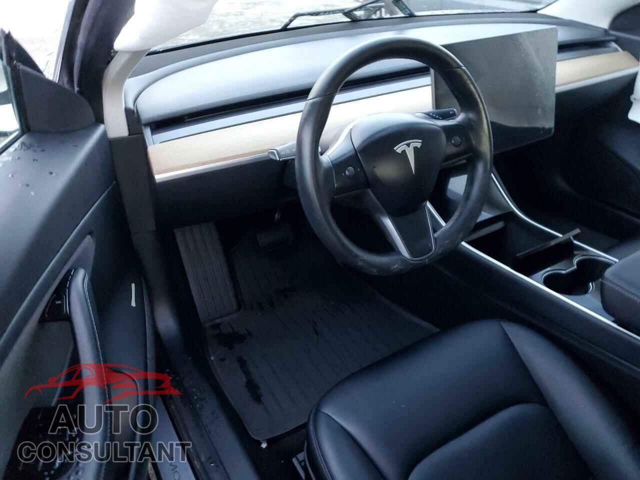 TESLA MODEL 3 2018 - 5YJ3E1EA9JF036830