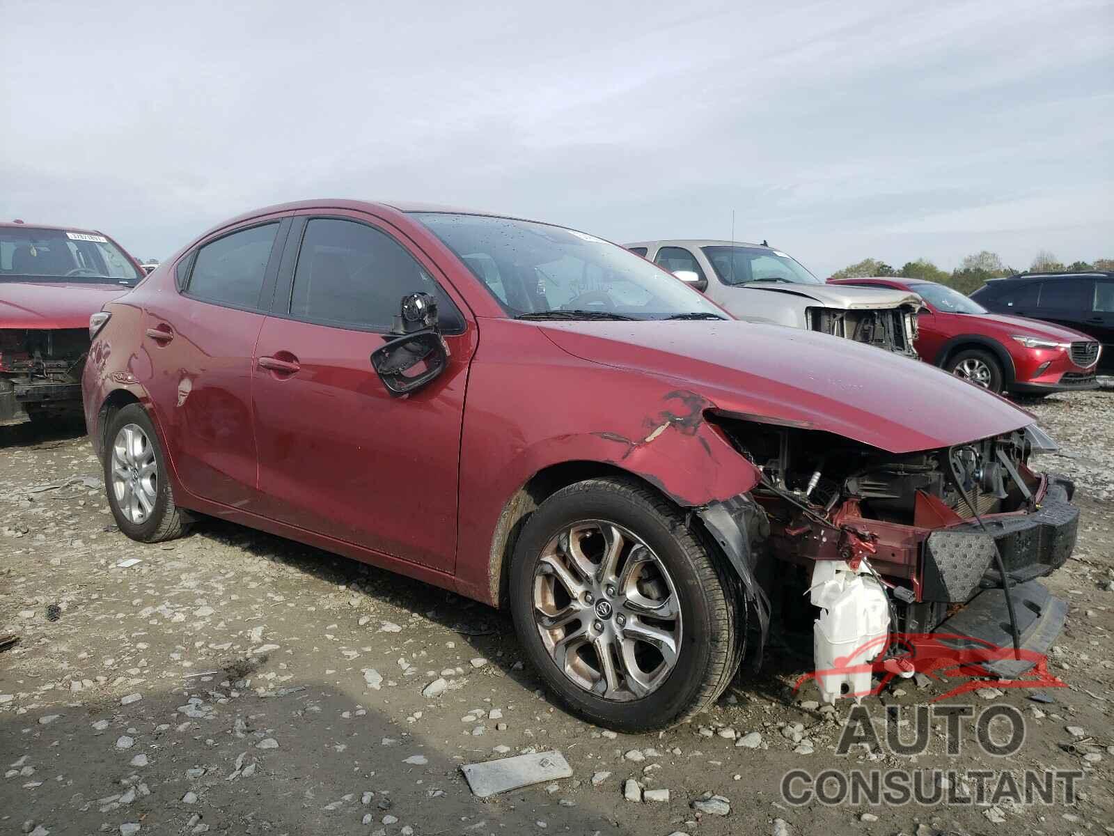 TOYOTA YARIS 2017 - 3MYDLBYV6HY184335