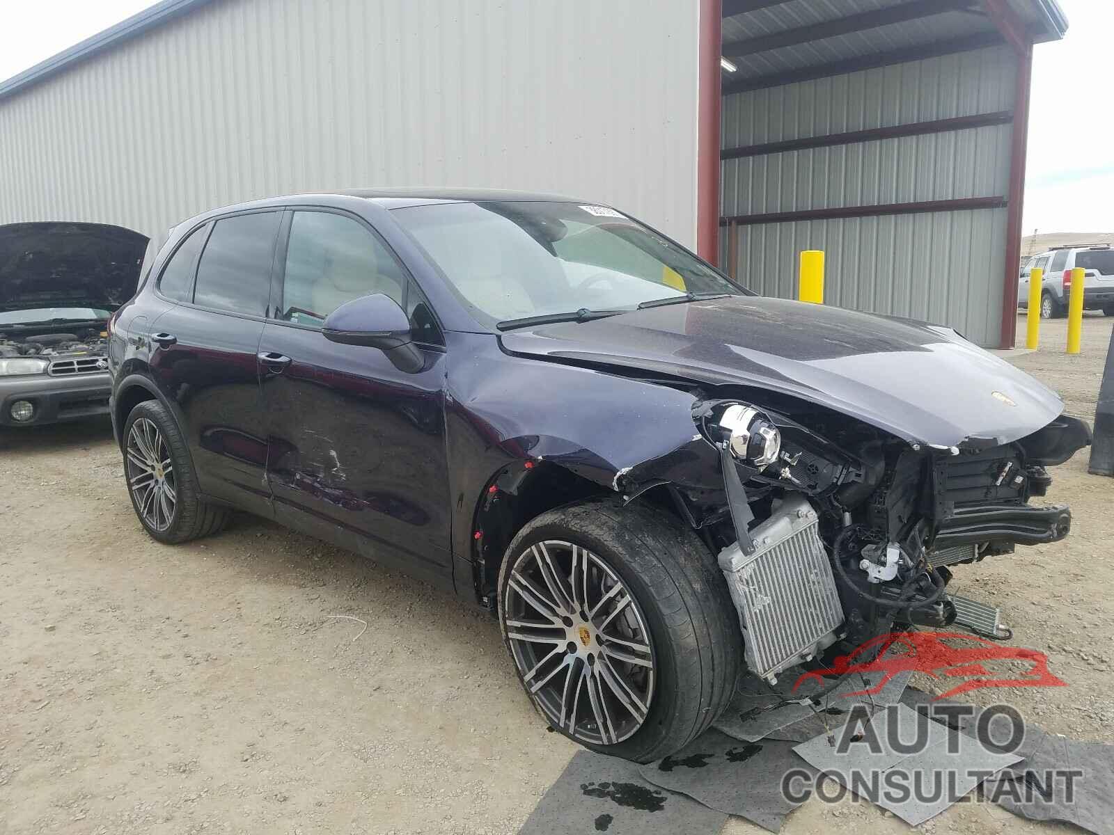 PORSCHE CAYENNE 2018 - WP1AB2A27JLA60270