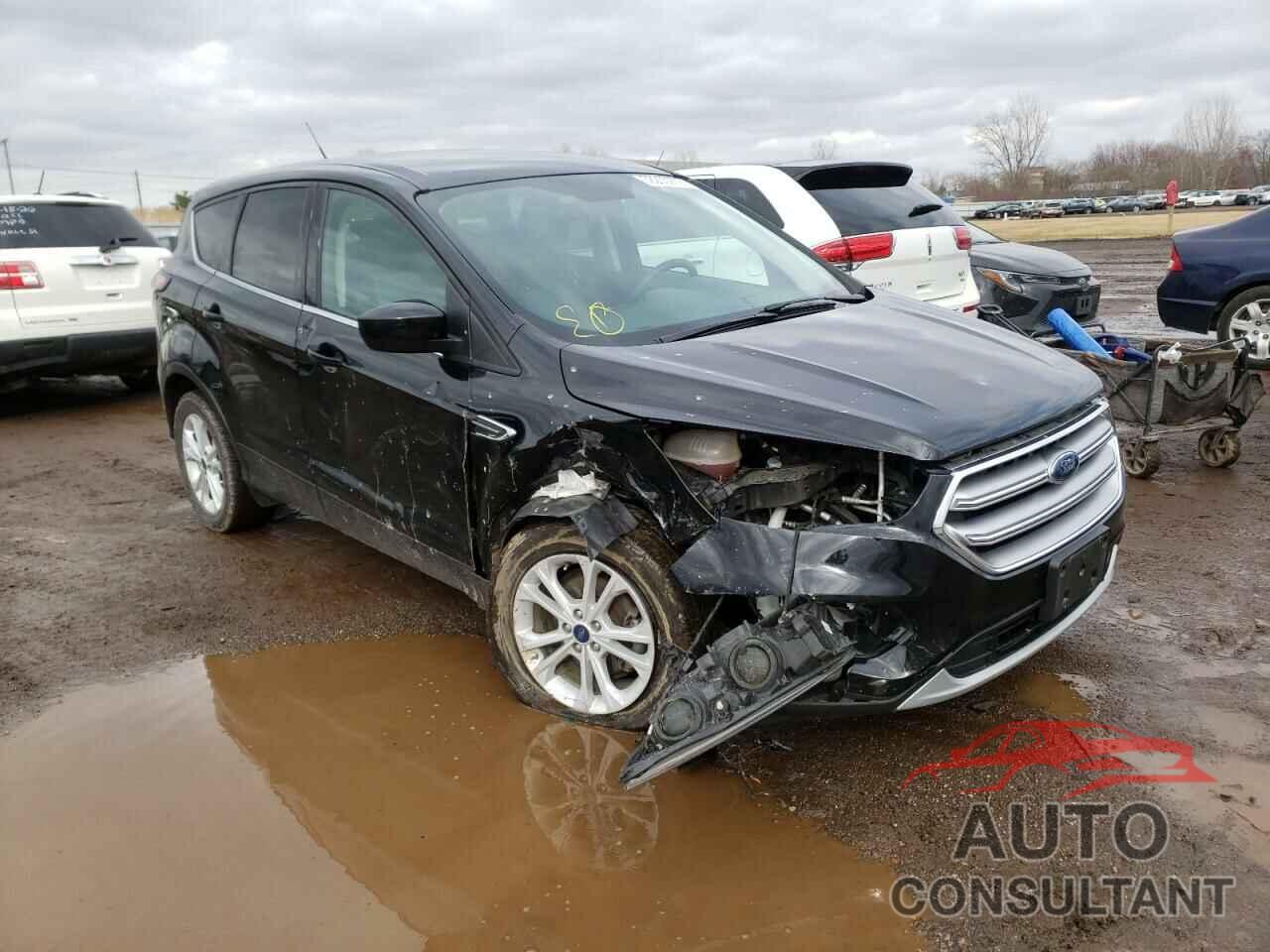 FORD ESCAPE 2017 - 1FMCU0GD0HUC32706