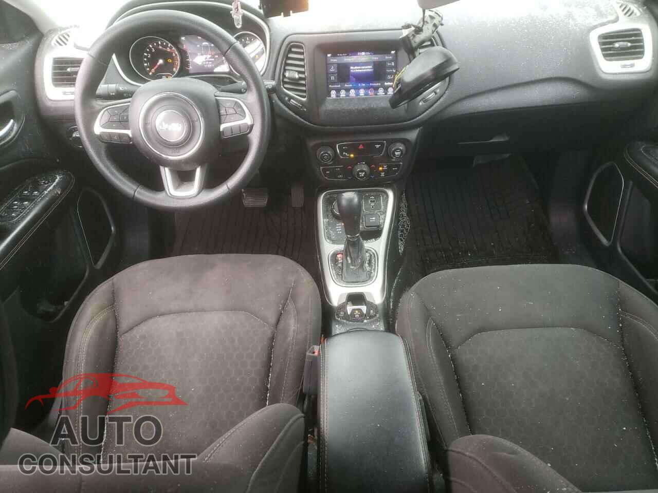 JEEP COMPASS 2018 - 3C4NJDAB9JT256748