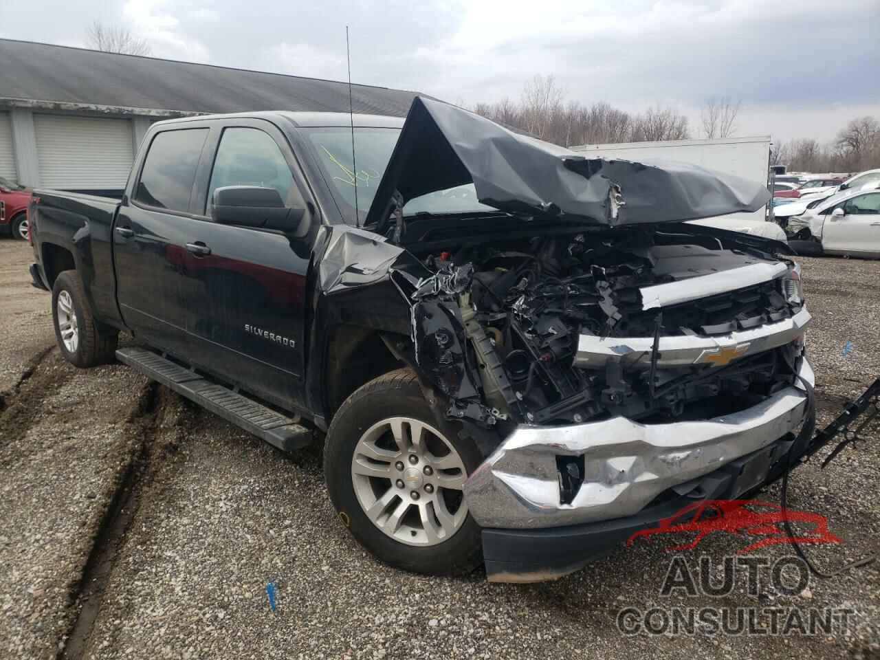 CHEVROLET SILVERADO 2018 - 1GCUKREC5JF182666