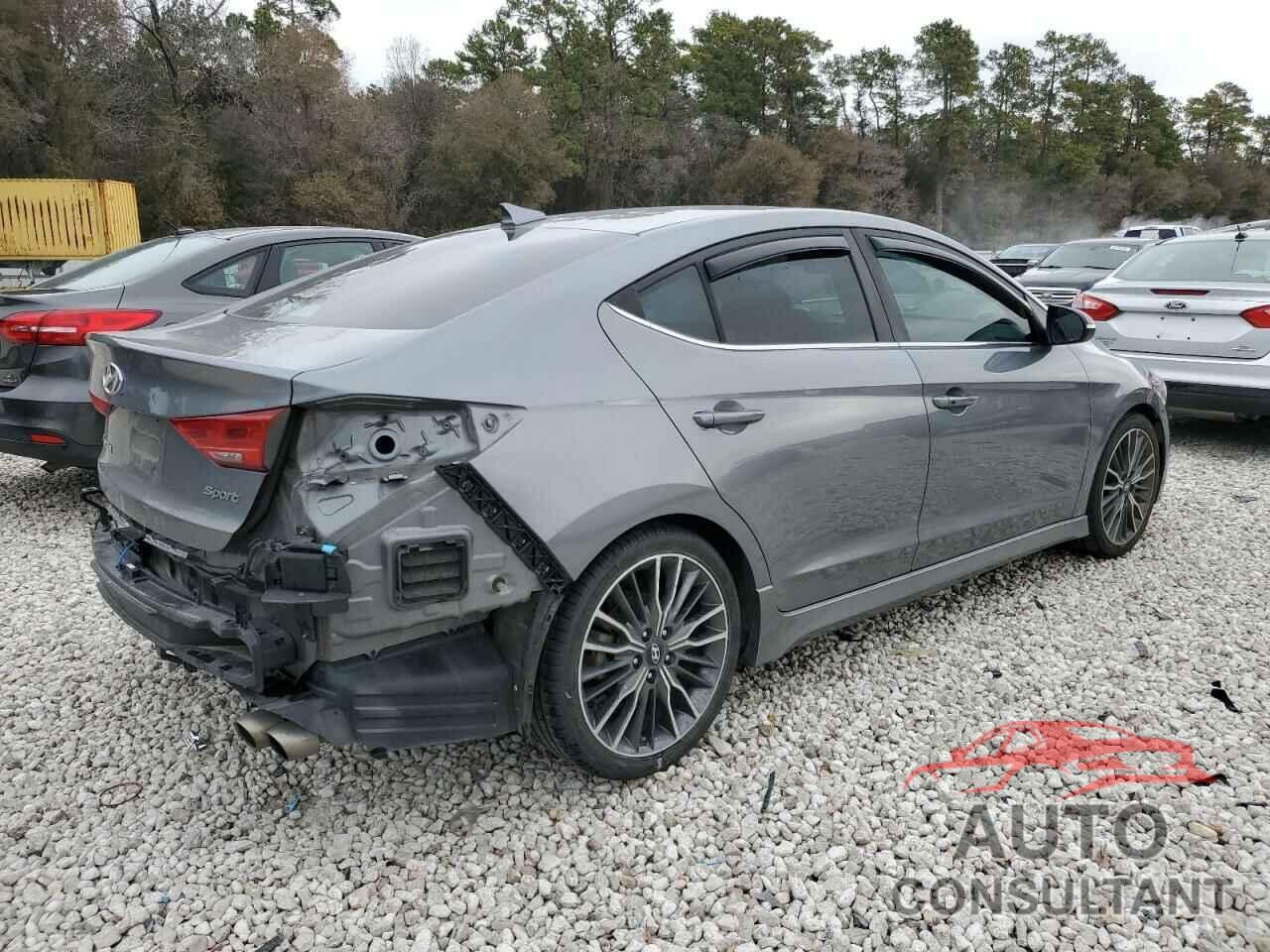 HYUNDAI ELANTRA 2018 - KMHD04LB4JU574497