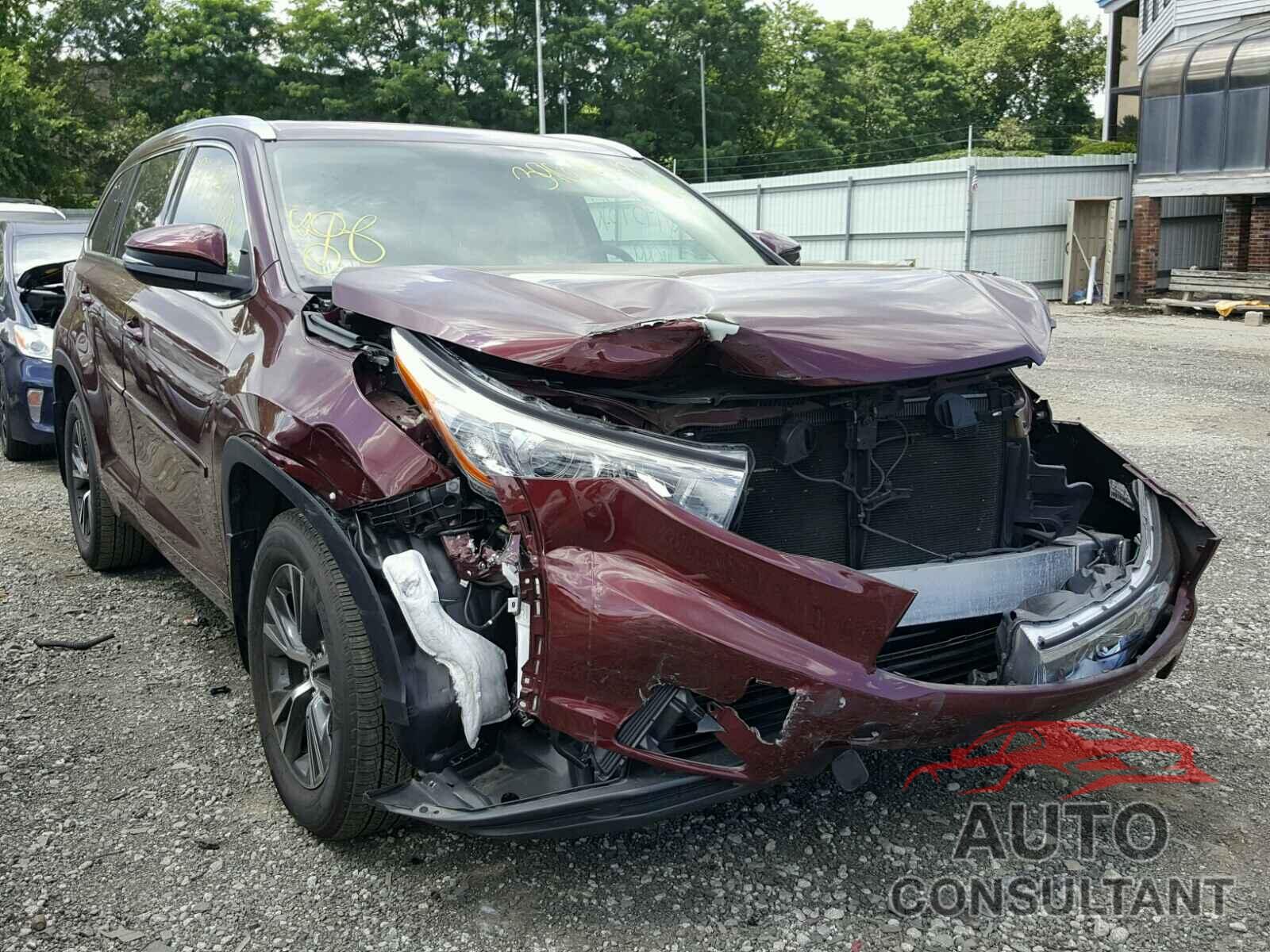 TOYOTA HIGHLANDER 2016 - 5TDJKRFH9GS271923