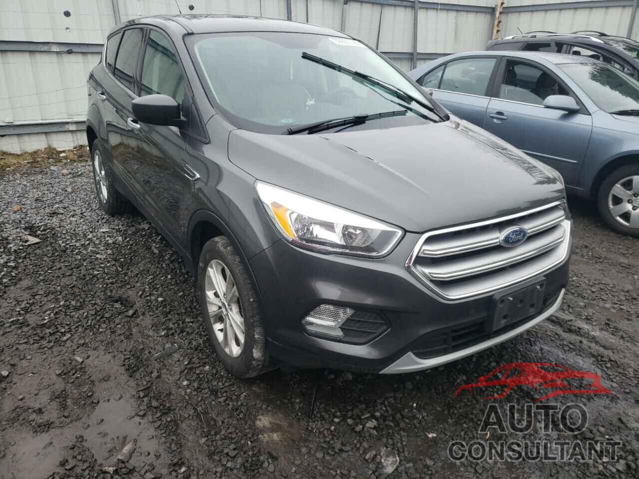 FORD ESCAPE 2017 - 1FMCU9GD3HUC58379