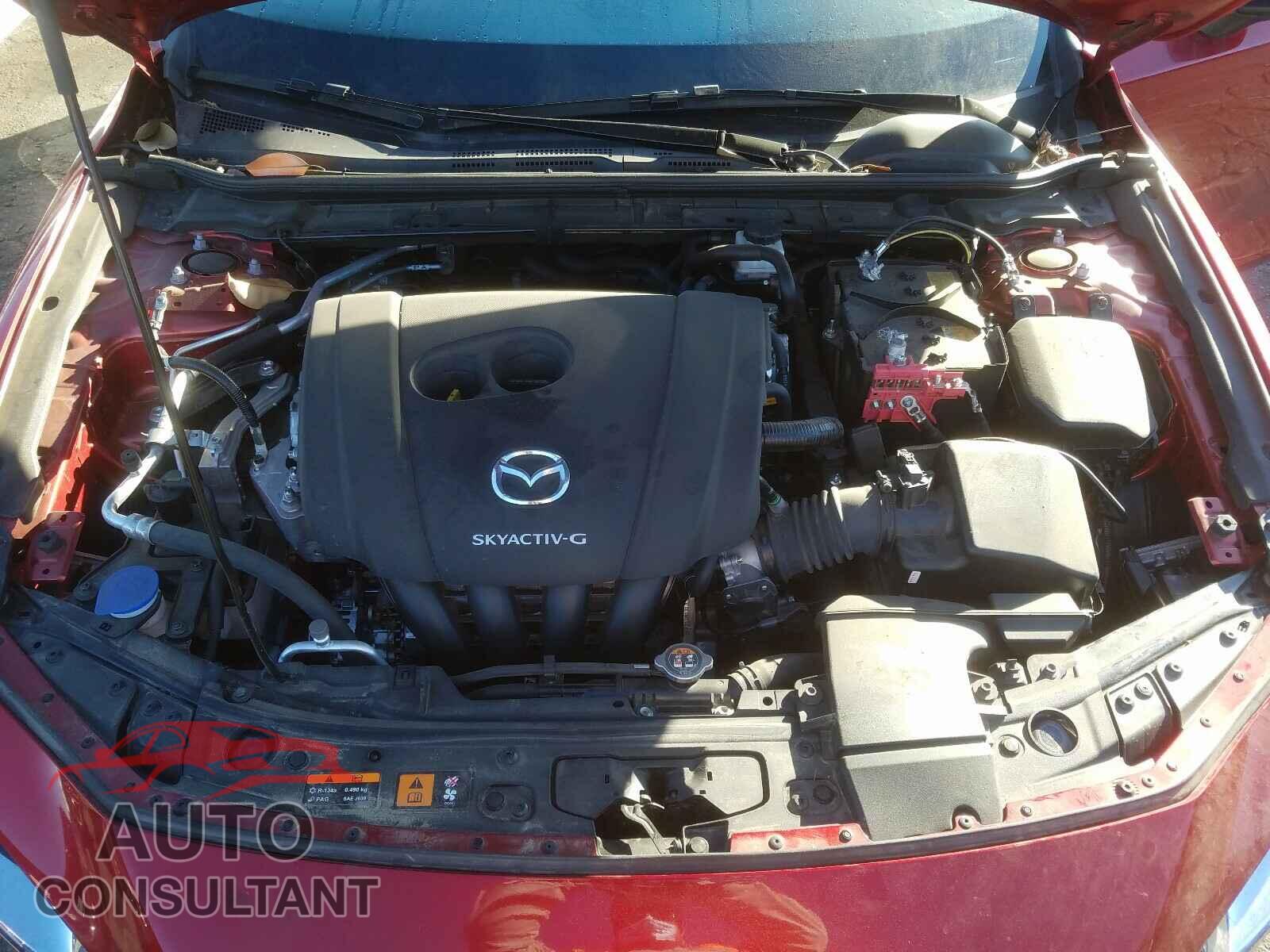 MAZDA 3 2019 - JM1BPACLXK1114133