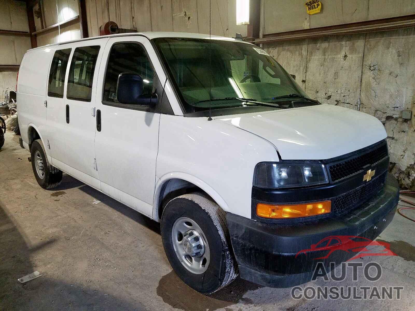 CHEVROLET EXPRESS 2019 - YV4A22RK9J1092796