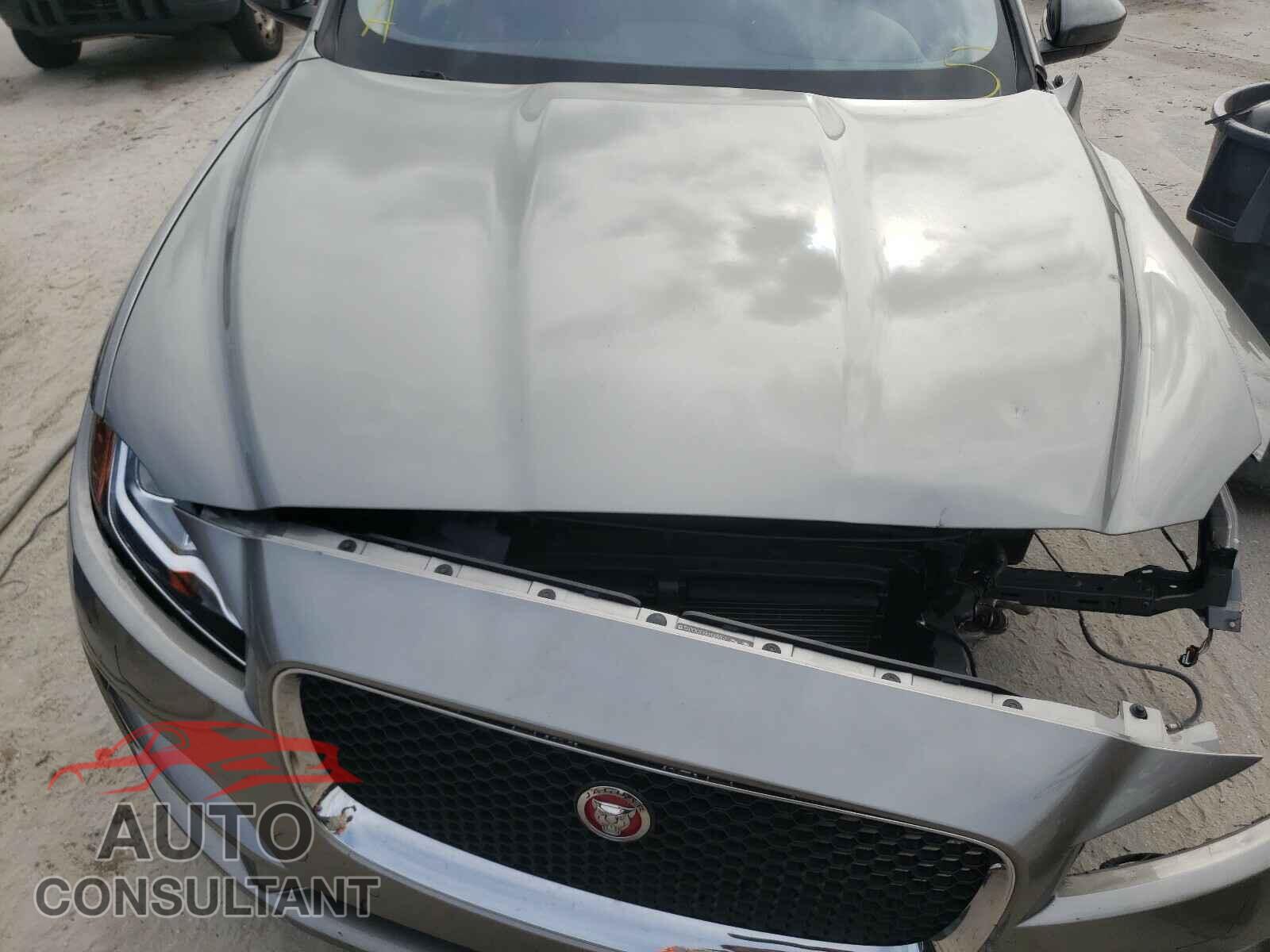 JAGUAR F-PACE 2018 - SADCK2FX8JA329357