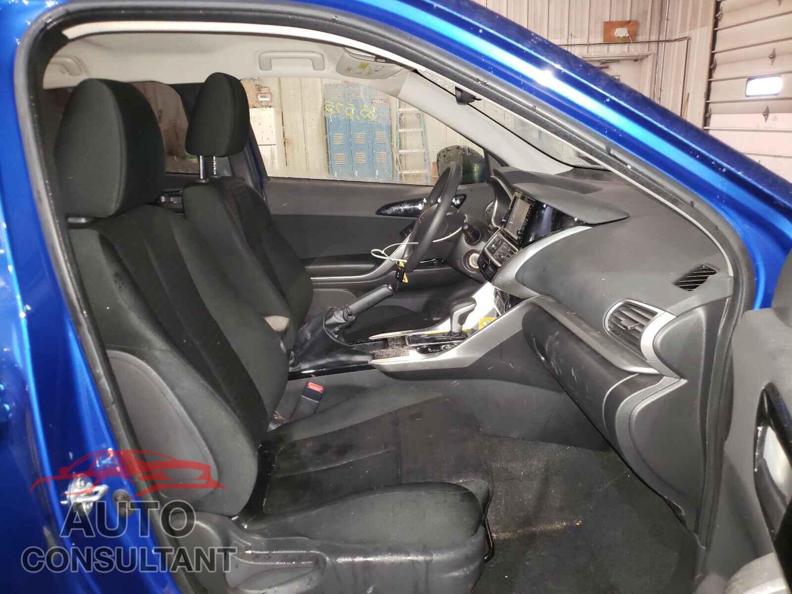 MITSUBISHI ECLIPSE 2018 - JA4AT3AA2JZ058767