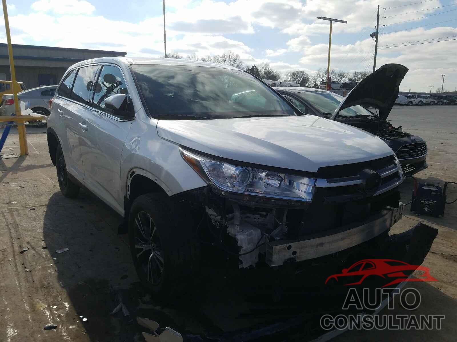 TOYOTA HIGHLANDER 2019 - 5TDZZRFH3KS293407