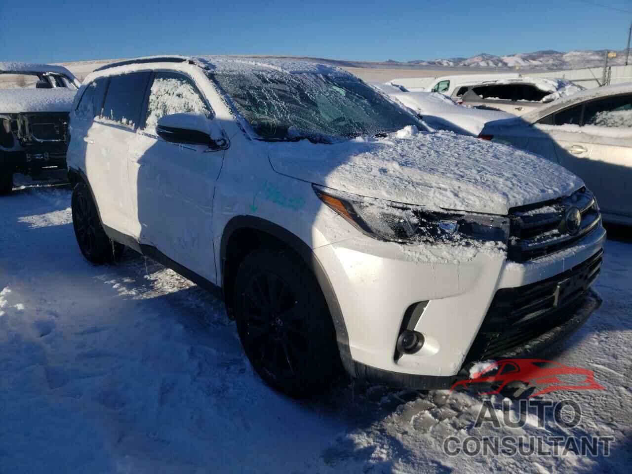 TOYOTA HIGHLANDER 2019 - 5TDJZRFH2KS573543